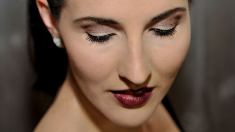 Schöne Make-ups für jeden Anlass durch unsere Make-up Artistin