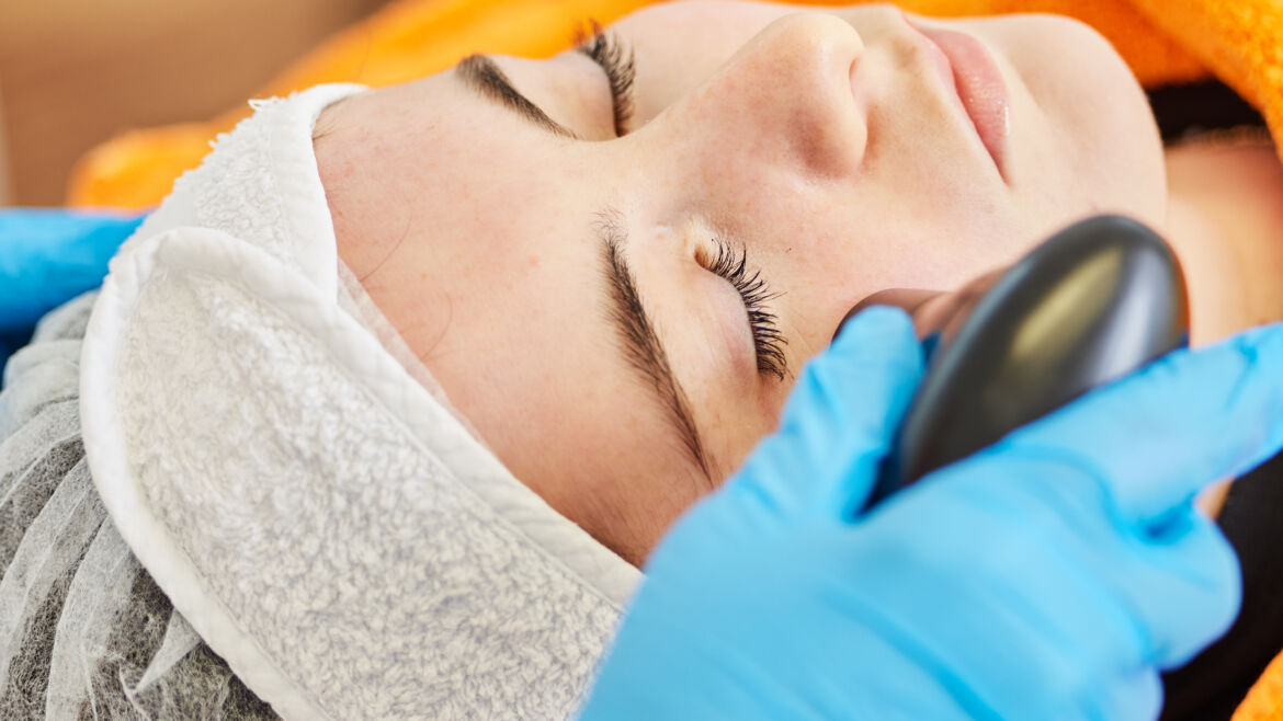 Fractional Laser in Kombination mit Radiofrequenz Erstbehandlung 10%